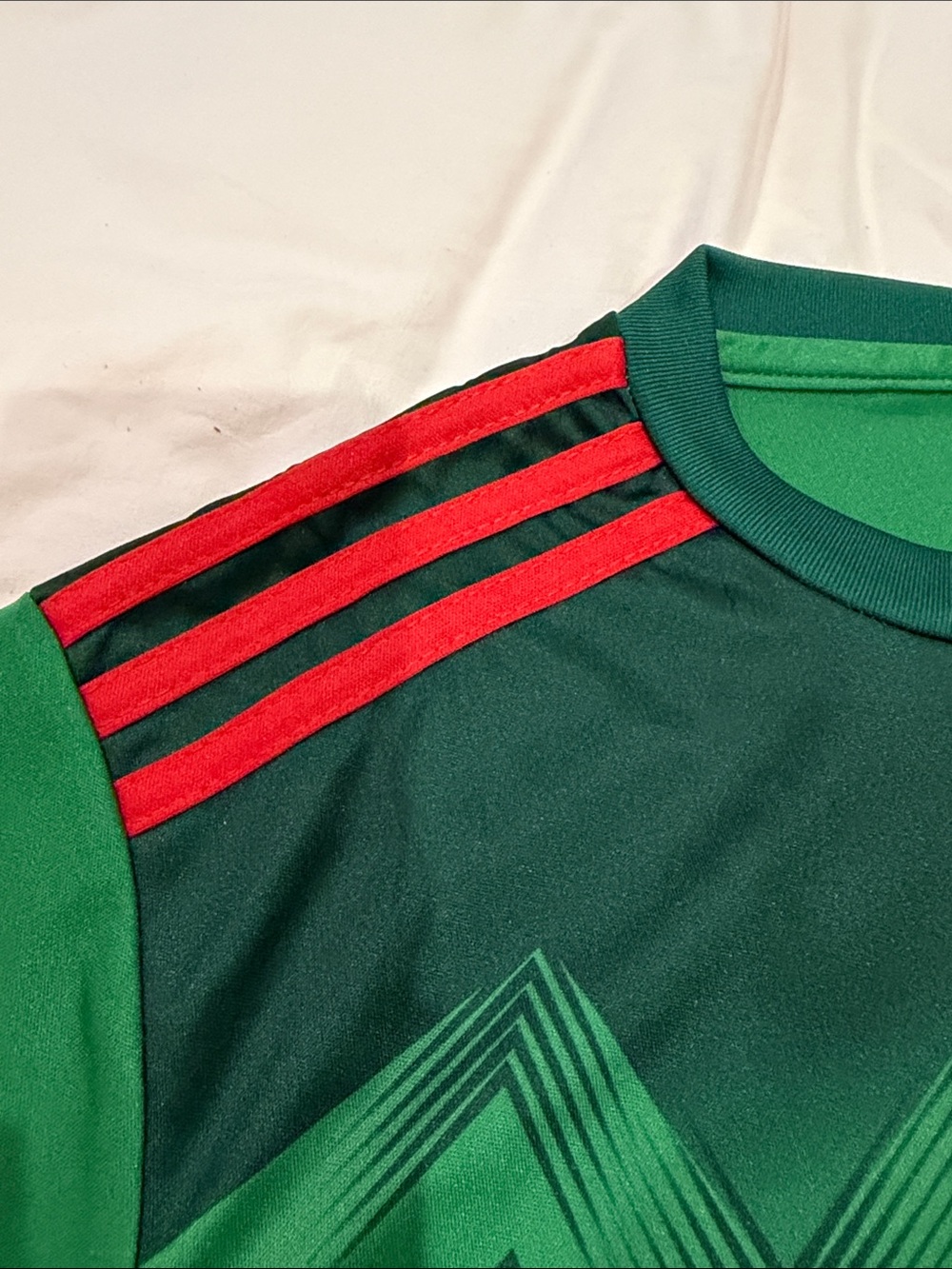 Mexico National Soccer Team Raúl Jiménez #9 - Picture 7 of 7